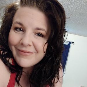 Meet your Posher, Kacie